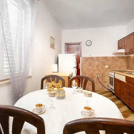 Apartman Sanja, Centar, Outside Separate Entrance Makarska