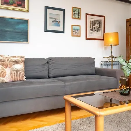 Sanja, Centar, Outside Separate Entrance Makarska