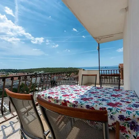 Sanja, Centar, Outside Separate Entrance