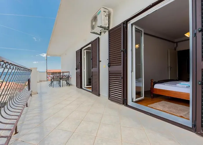 Sanja, Centar, Outside Separate Entrance Makarska